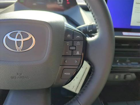 Used 2026 Toyota Prius XLE FWD image 17