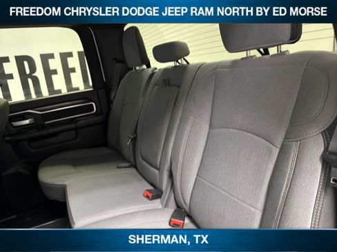 Used 2024 RAM 2500 Big Horn w/ Off Road Package AWD/4WD image 8