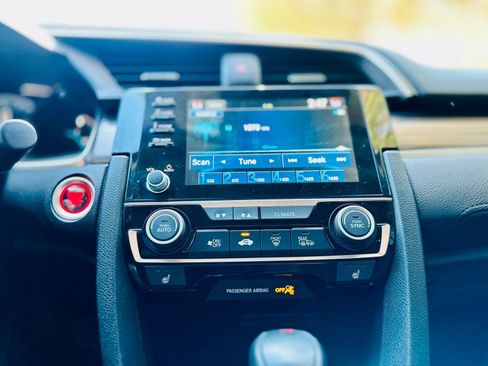 Used 2020 Honda Civic EX image 11