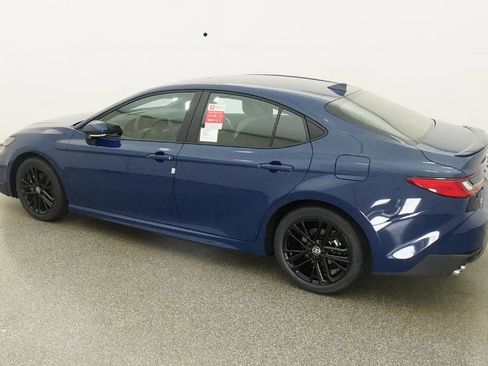 New 2026 Toyota Camry SE image 7