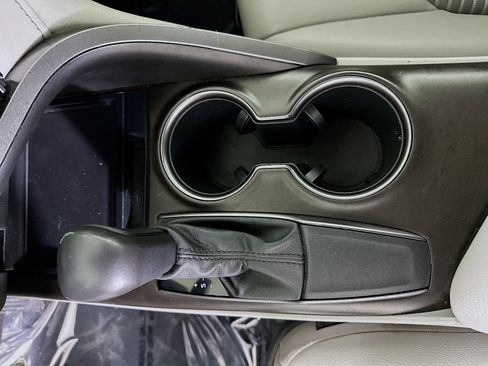 Used 2021 Toyota Camry SE image 21