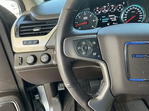 Used 2018 GMC Yukon XL Denali w/ Open Road Package image 22