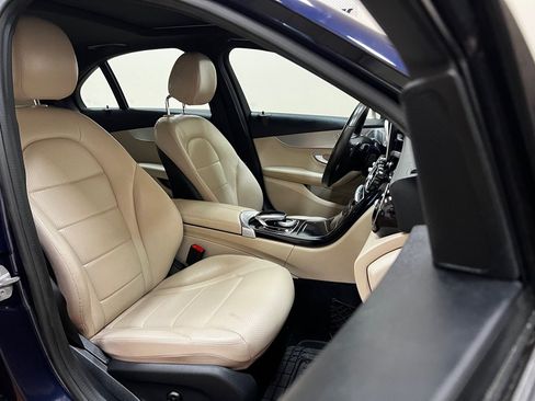 Used 2018 Mercedes-Benz C 300 4MATIC Sedan image 22