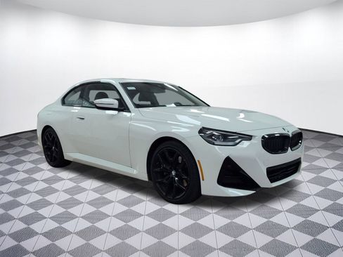 Used 2025 BMW 230i xDrive Coupe w/ M Sport Package image 6