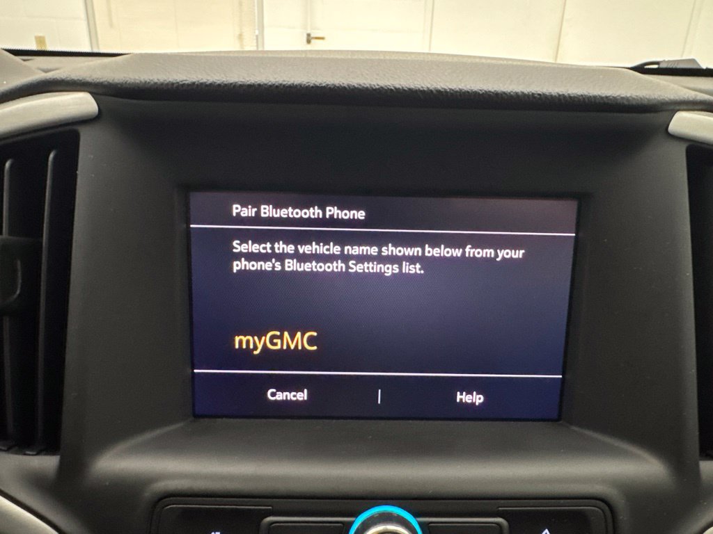 Used 2023 GMC Terrain SLE w/ Driver Convenience Package AWD/4WD image 29