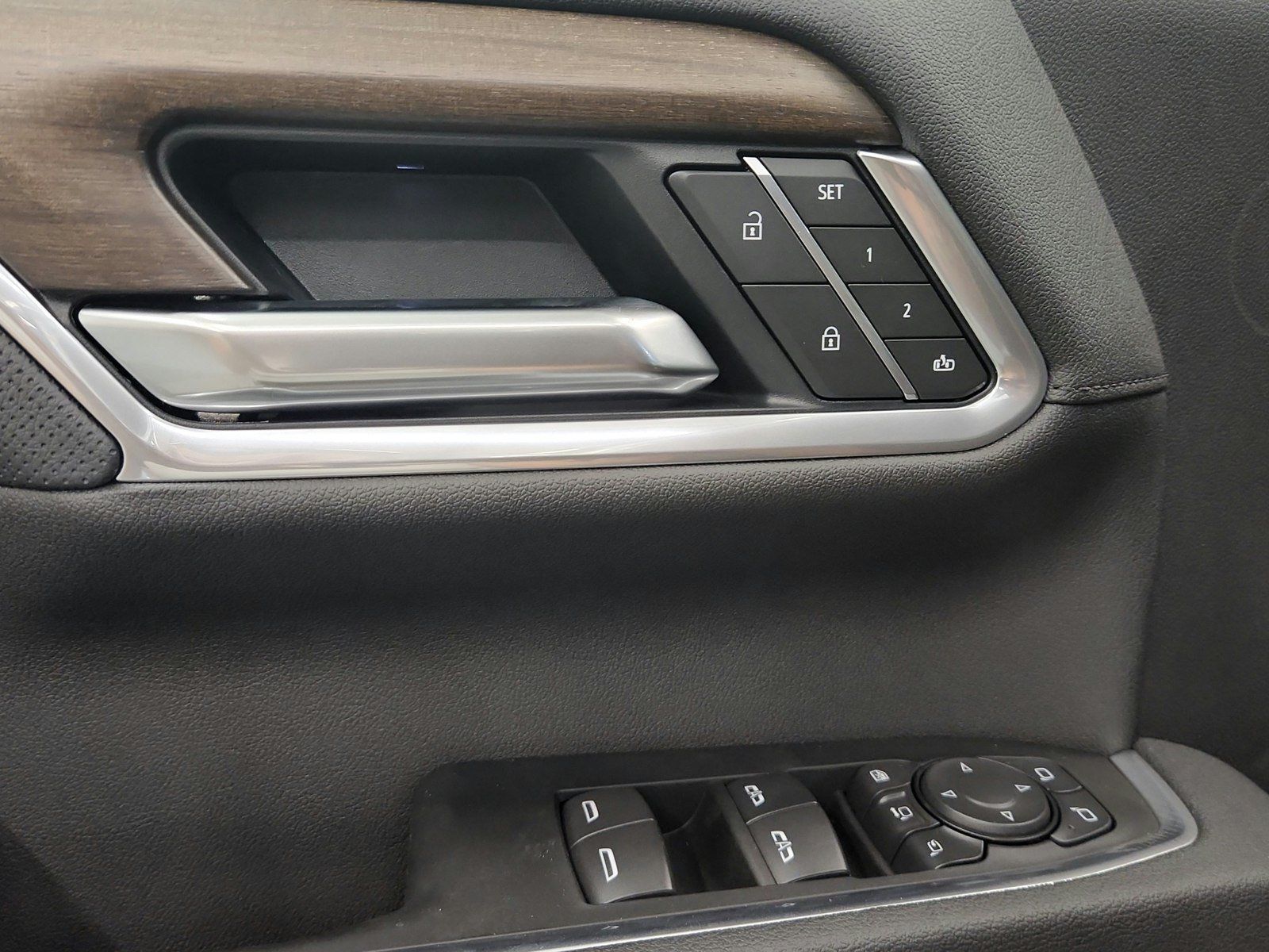 New 2026 Chevrolet Silverado 2500 High Country w/ Technology Package AWD/4WD image 39