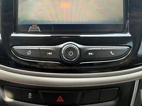 Used 2019 Chevrolet Trax LT w/ LPO, Cargo Package FWD image 27