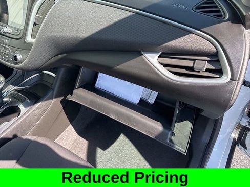 Used 2024 Chevrolet Malibu LT image 42