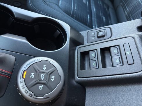 New 2025 Ford Bronco Heritage Edition image 27