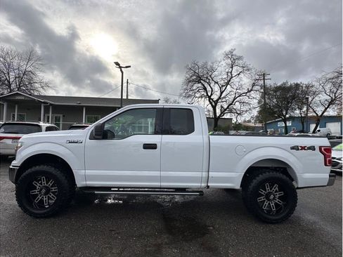 Used 2019 Ford F150 XLT w/ Trailer Tow Package image 4