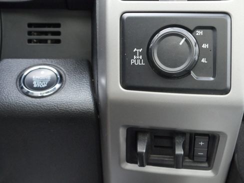 Certified 2021 Ford F350 Lariat image 9