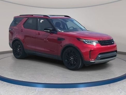 Used 2017 Land Rover Discovery HSE AWD/4WD image 3