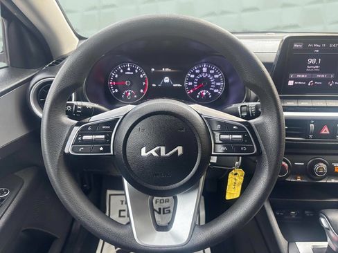 Used 2023 Kia Forte LXS FWD image 22