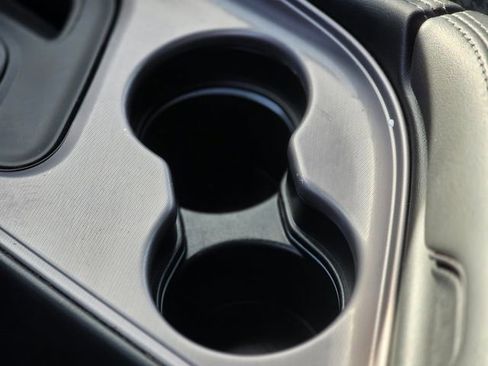 Used 2023 Dodge Challenger SXT w/ Blacktop Package image 32