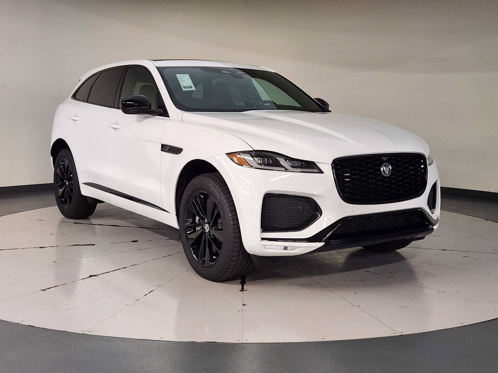 New 2026 Jaguar F-PACE R-Dynamic S AWD/4WD image 7