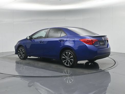 Used 2017 Toyota Corolla SE w/ Carpet Mat Package (TMS) FWD image 7