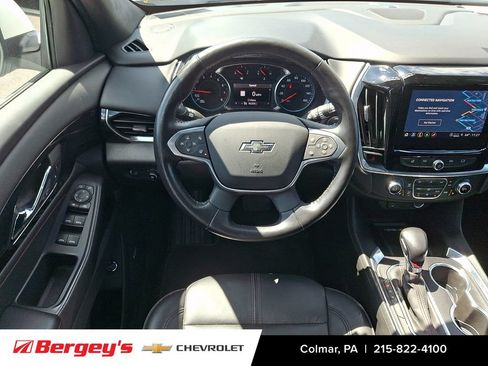 Used 2022 Chevrolet Traverse RS AWD/4WD image 16