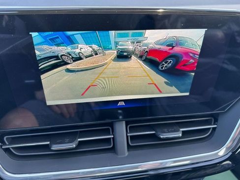 New 2026 Chevrolet Trax RS FWD image 15