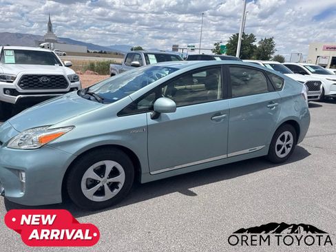 Used 2013 Toyota Prius Four FWD image 17