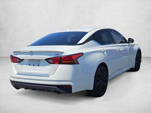 Used 2021 Nissan Altima 2.5 SR w/ SR Premium Package FWD image 5