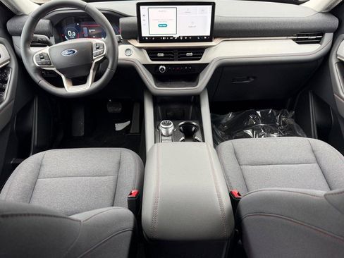 New 2026 Ford Explorer Active AWD/4WD image 7