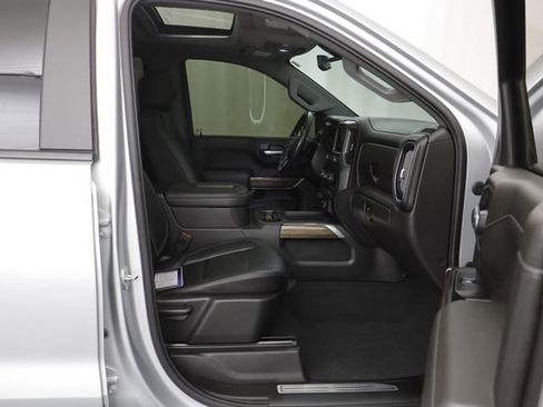 Used 2020 Chevrolet Silverado 1500 LT Trail Boss image 21