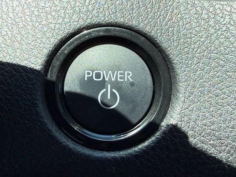 Used 2025 Toyota Camry SE w/ Convenience Package FWD image 26
