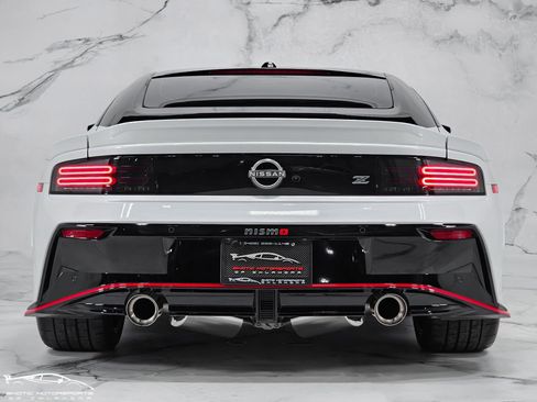 Used 2024 Nissan Z NISMO w/ Floor Mat Package image 12