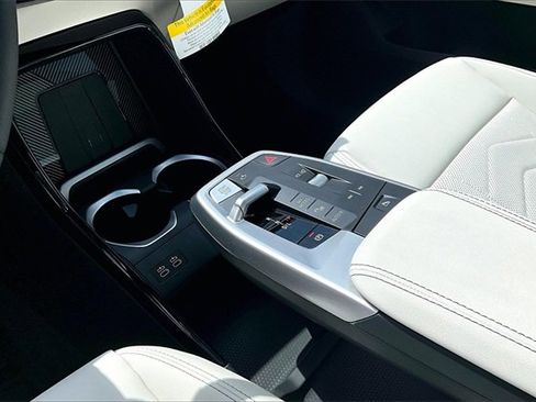 New 2026 BMW X1 xDrive28i w/ Technology Package image 8