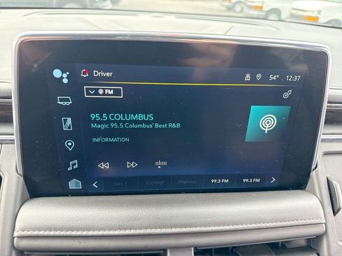 Used 2023 Chevrolet Suburban LT image 16