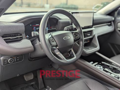 Used 2025 Ford Explorer Platinum w/ Ultimate Package image 13