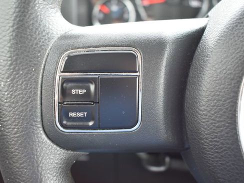 Used 2011 Jeep Liberty Sport AWD/4WD image 21