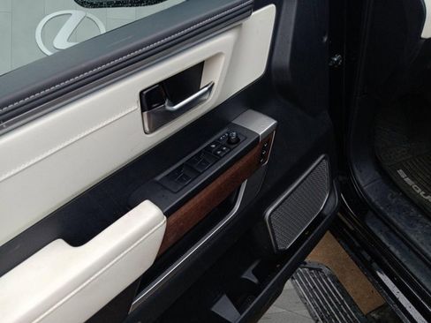 Used 2024 Toyota Sequoia Capstone image 9