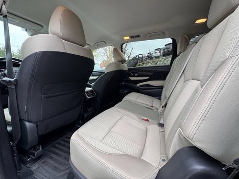 Used 2022 Subaru Ascent Premium w/ Convenience Package AWD/4WD image 21