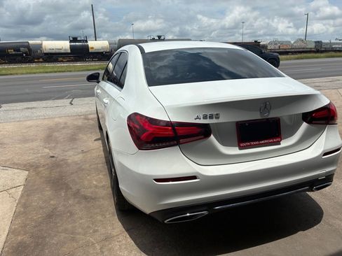 Used 2019 Mercedes-Benz A 220 image 18