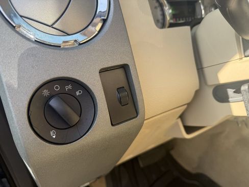 Used 2008 Ford F250 4x4 Crew Cab Super Duty image 41