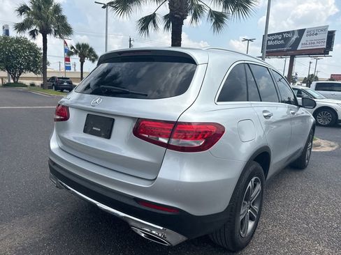 Used 2019 Mercedes-Benz GLC 300 image 5