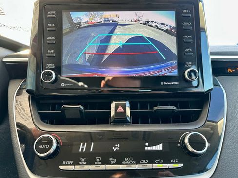 Used 2022 Toyota Corolla LE image 21