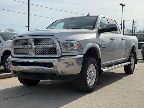 Used 2017 RAM 2500 Laramie image 2