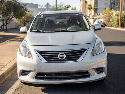 Used 2012 Nissan Versa SV w/ Convenience Pkg FWD image 8