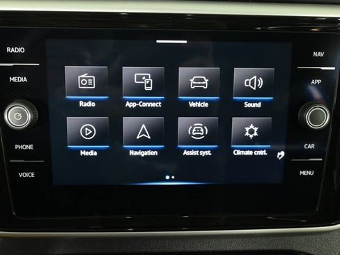 Certified 2022 Volkswagen Atlas SEL Premium image 31