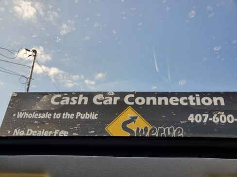 Used 2016 Cadillac Escalade Premium image 38