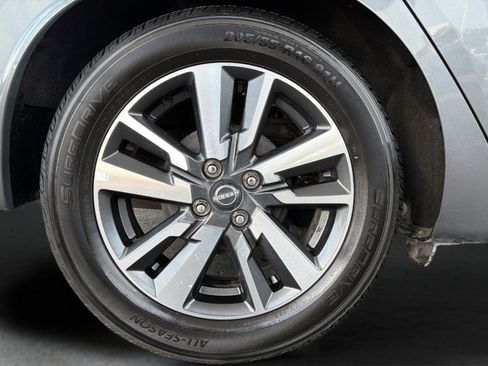 Certified 2024 Nissan Versa SV FWD image 22