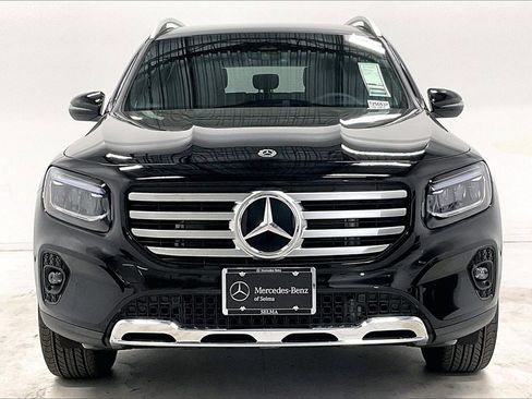New 2025 Mercedes-Benz GLB 250 4MATIC image 3
