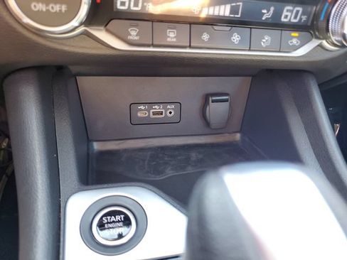 Used 2022 Nissan Sentra SV w/ All-Weather Package FWD image 28