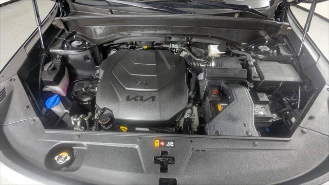 Used 2025 Kia Telluride S FWD image 35