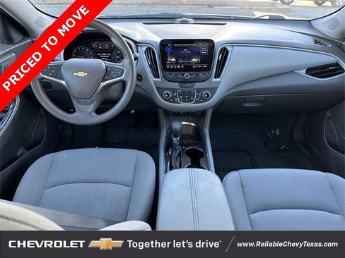 Used 2022 Chevrolet Malibu LT image 11