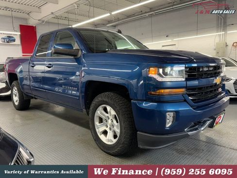 Used 2017 Chevrolet Silverado 1500 LT AWD/4WD image 5