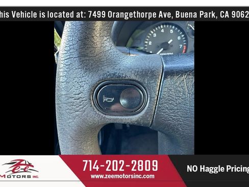 Used 1996 MAZDA MX-5 Miata RWD image 29