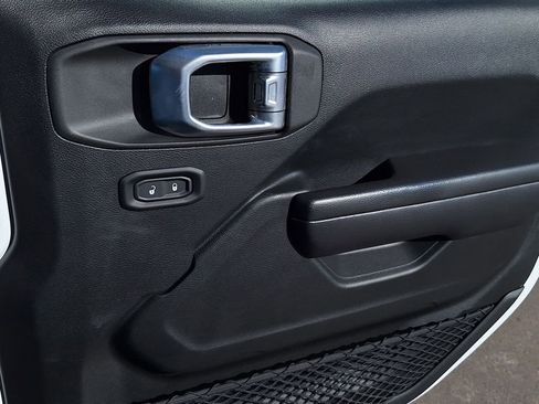 Used 2020 Jeep Wrangler Unlimited Sport image 25